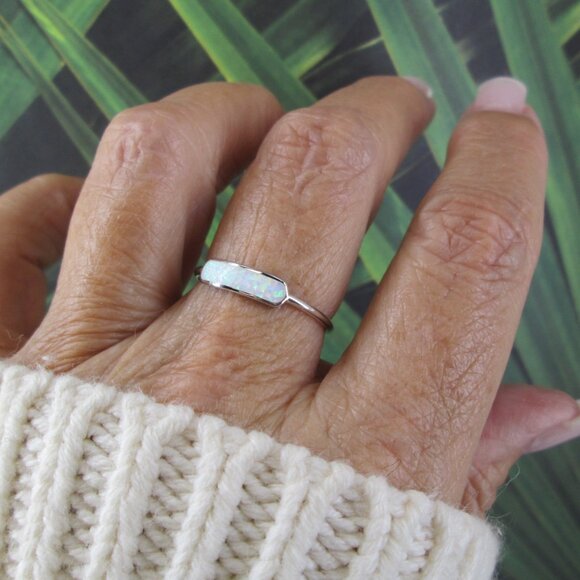 Dainty Sterling Silver OPAL Ring>925 Opal Bar ring,Sterling Opal ring - Picture 1 of 6